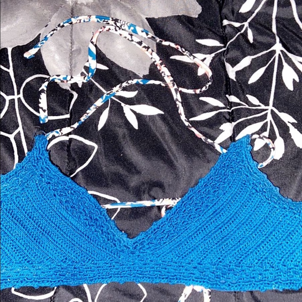 bikini top